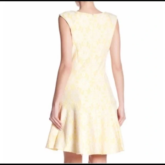 Nanette Lepore Pale Yellow Floral Lace Spring Dress - Picture 2 of 11